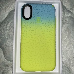 Speck CandyShell Fit Textured iPhone XR Case